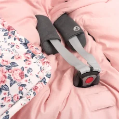 Bawełniany kocyk /otulacz z kapturem do fotelika niemowlęcego - Roses