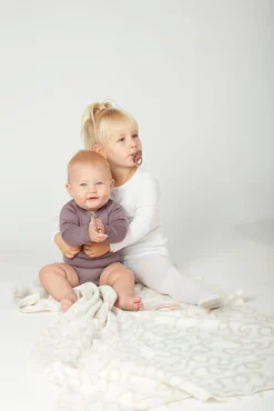 BIBS COLOUR 2-PACK HONEY BEE & OLIVE 6m+ Smoczek Uspokajający kauczuk Hevea