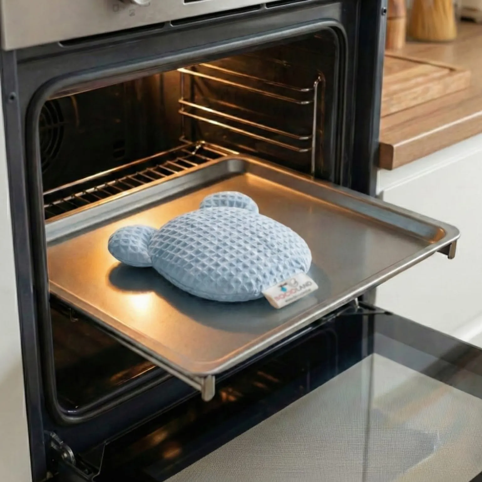 BOCIOLAND - TERMOFOR Z PESTEK WIŚNI Z LAWENDĄ MIŚ WAFEL 180g NIEBIESKI