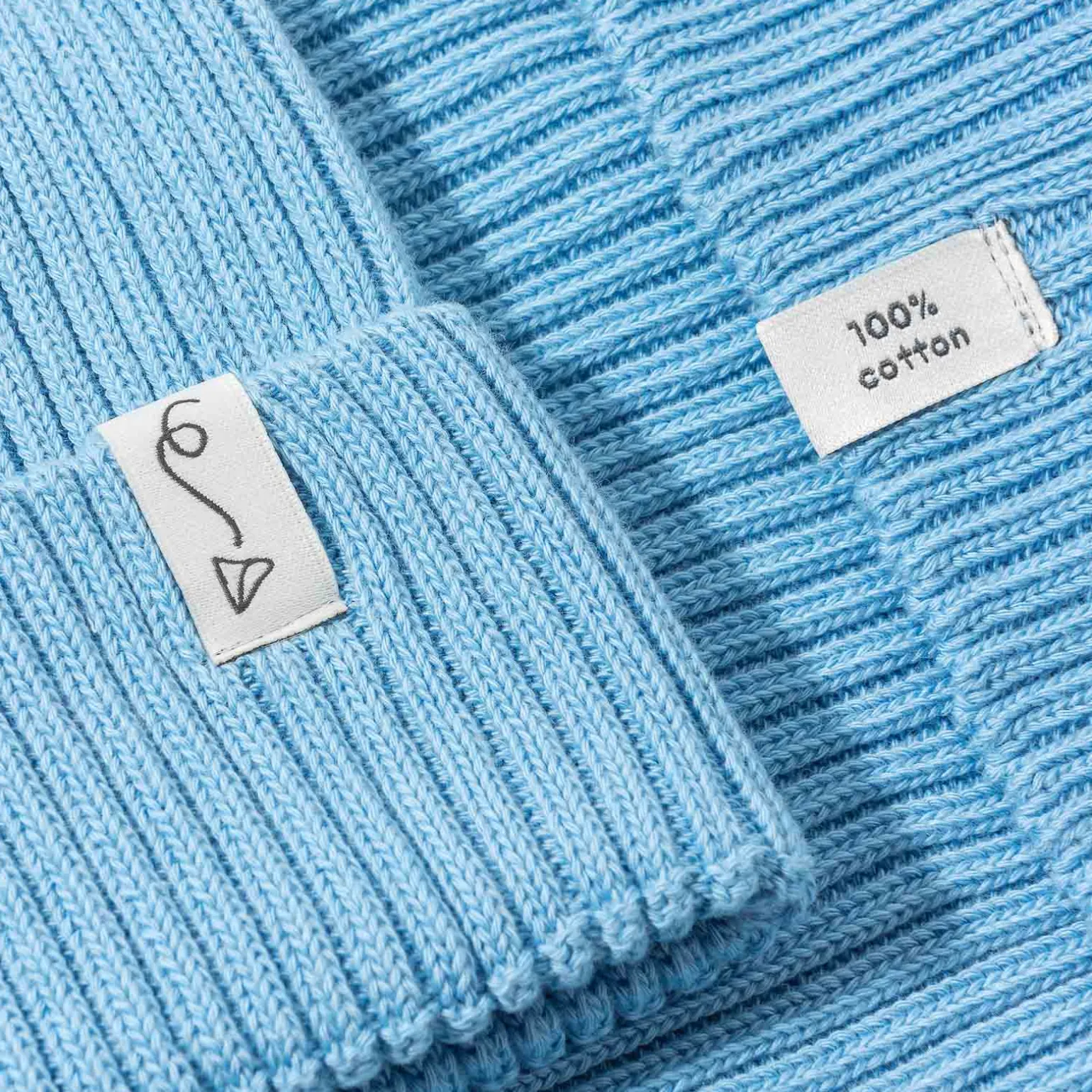 Czapeczka z dzianiny bawełnianej - LIGHT BLUE