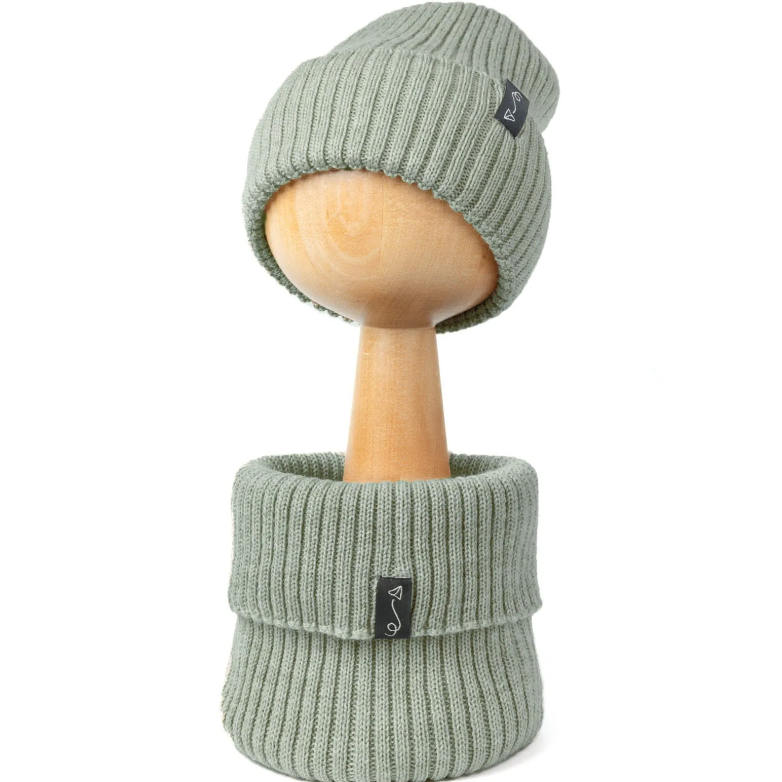 Czapeczka z wełny Merino - SAGE