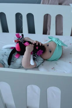 MOM'S CARE Kontrastowa przytulanka – Króliczka Różowa