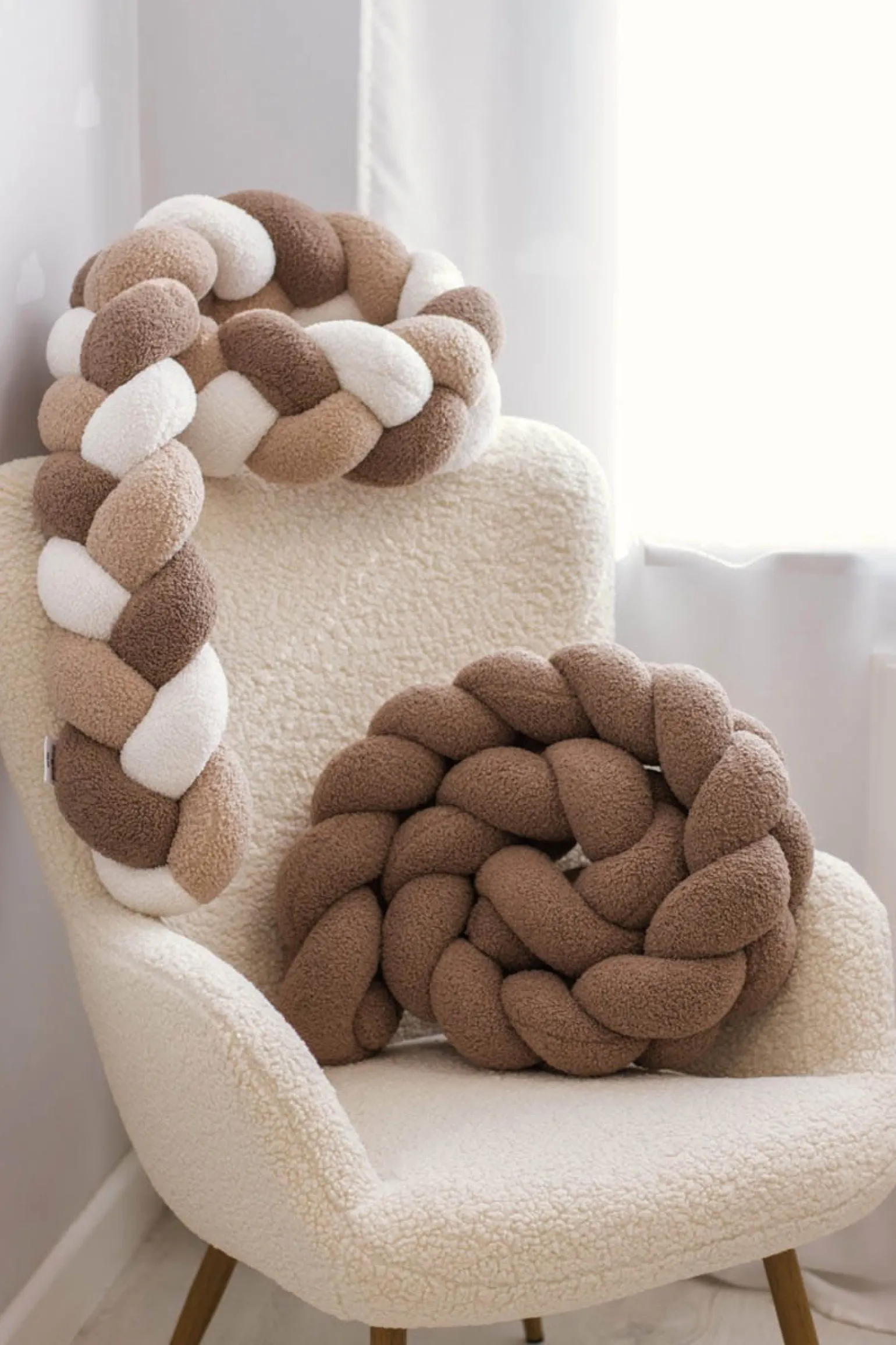 Ochraniacz warkocz do łóżeczka pleciony BOUCLE, 180 cm - Mix Beige