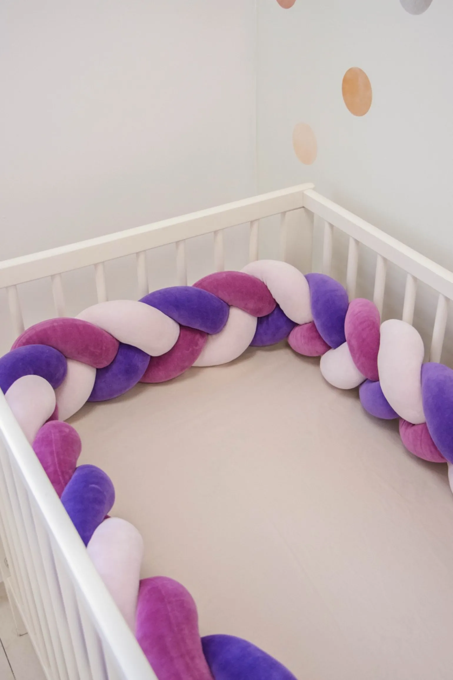 Ochraniacz warkocz do łóżeczka pleciony, 200 cm - Violet Mix