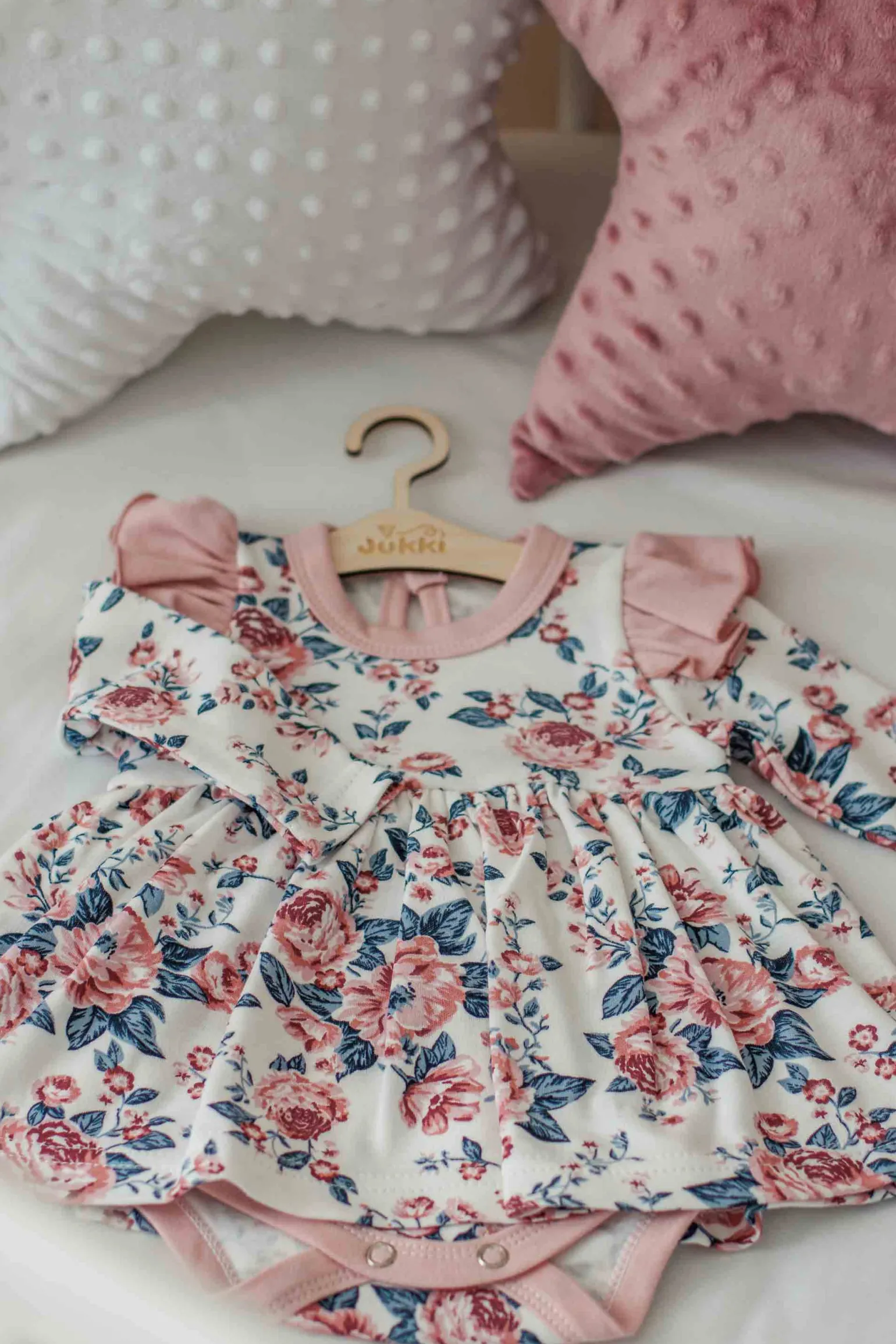 Sukienka z body Roses