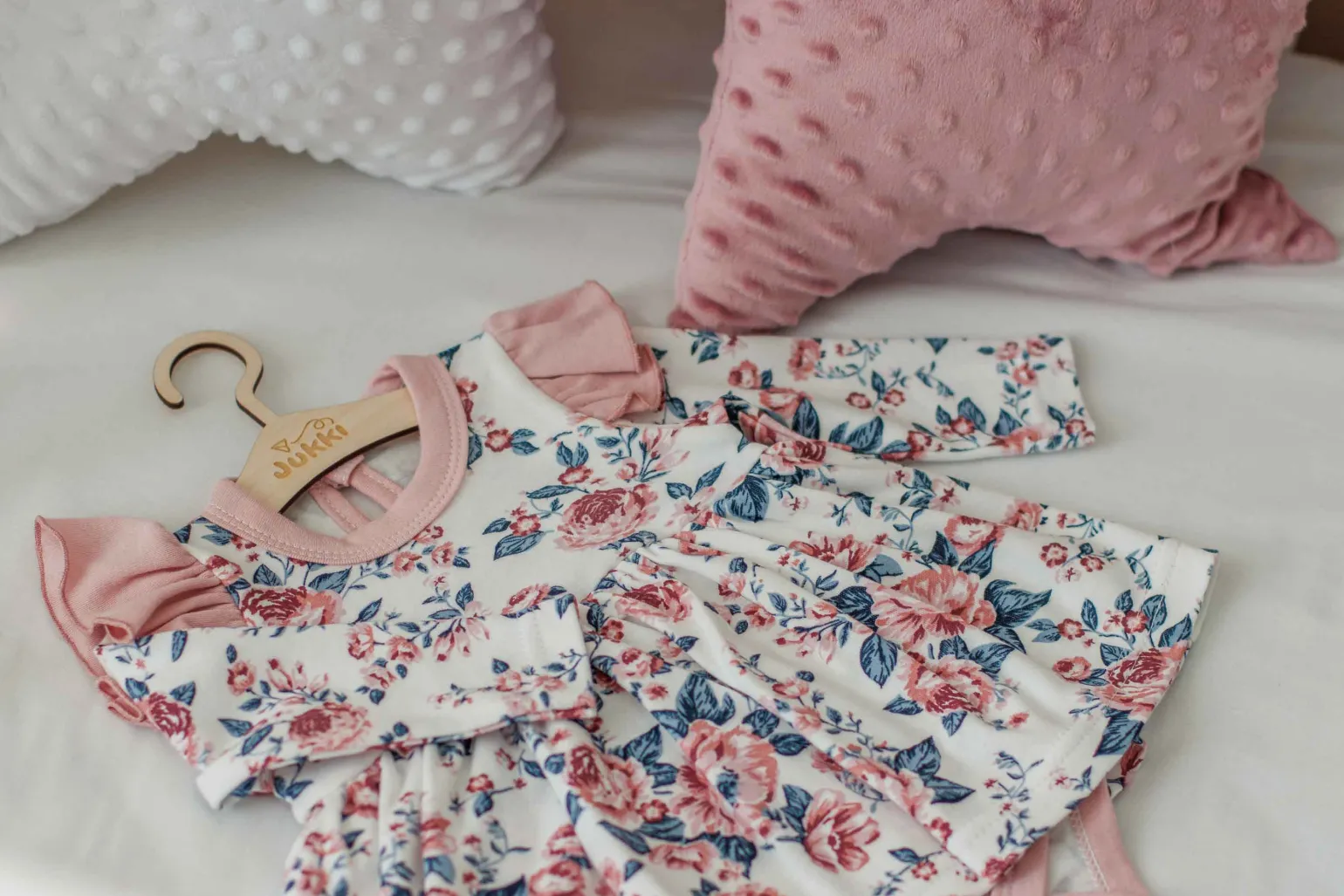 Sukienka z body Roses