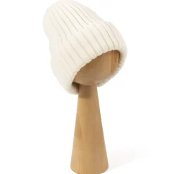 Zimowa czapka z wełny merino - ECRU