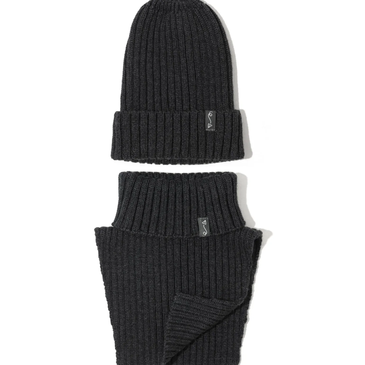 Zimowa czapka z wełny merino - GRAPHITE MELANGE