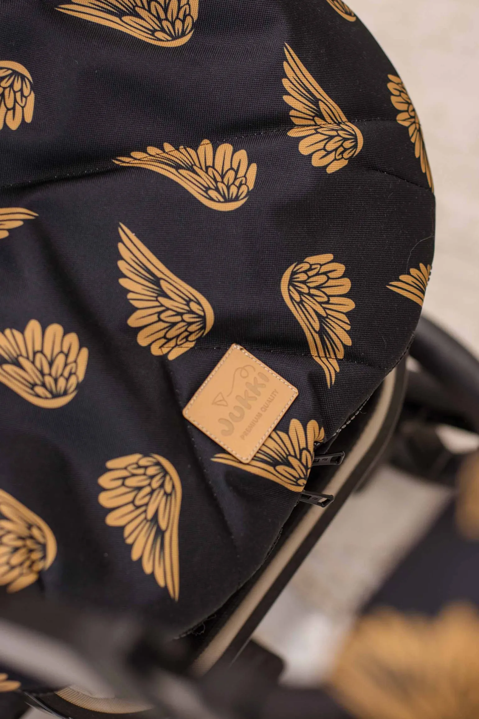 Zimowy śpiworek dziecięcy do wózka, gondoli i sanek - GOLD WINGS WINTER