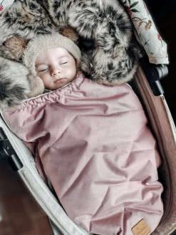 Zimowy śpiworek dziecięcy do wózka, gondoli i sanek - PINK WINTER